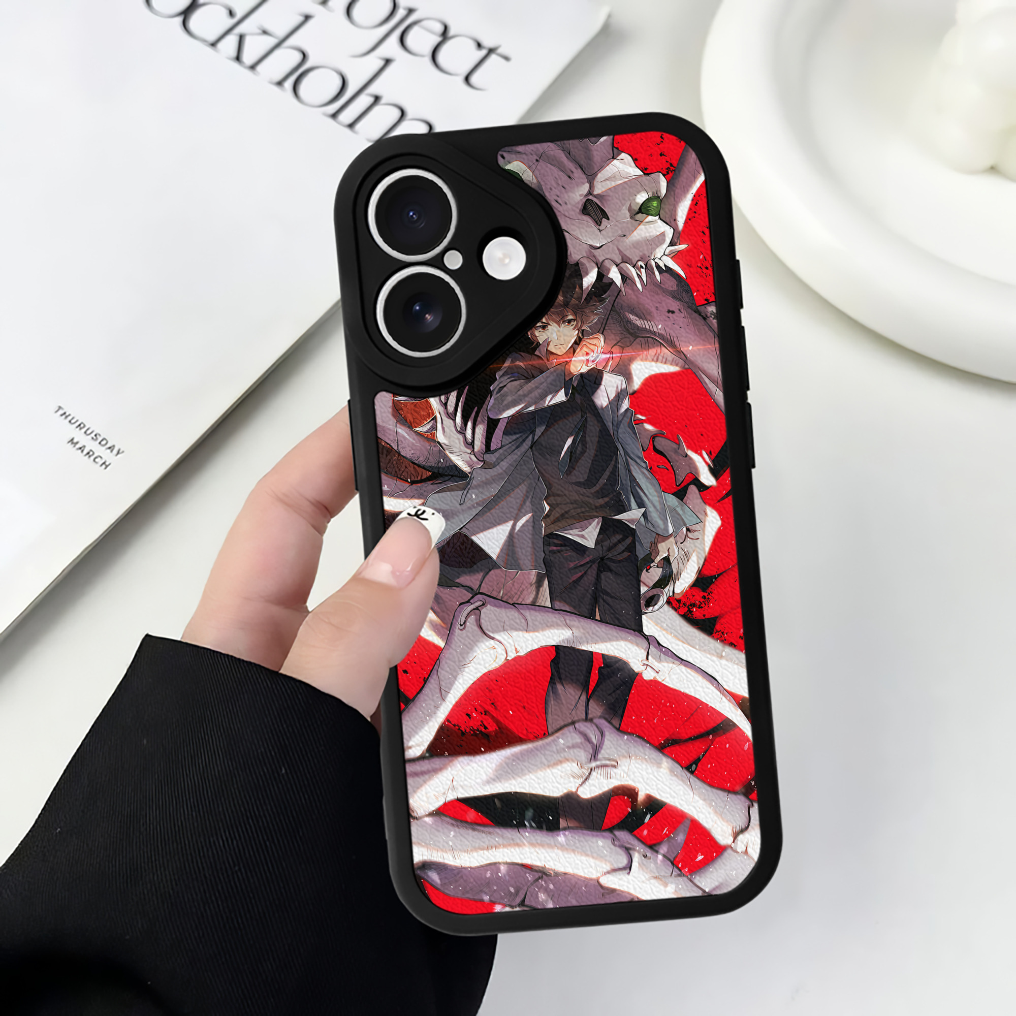 （画像用） Digimon デジタルモンスター/デジモン 【iPhone 16シリーズ対応】シリコンスマホケース（レザー調） 材質：シリコン